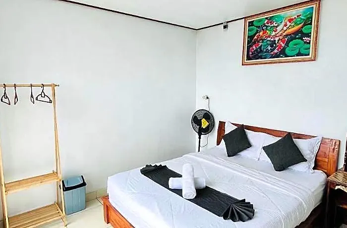 ベッド・アンド・ブレックファスト Pinggan Box Glamping Baturaja